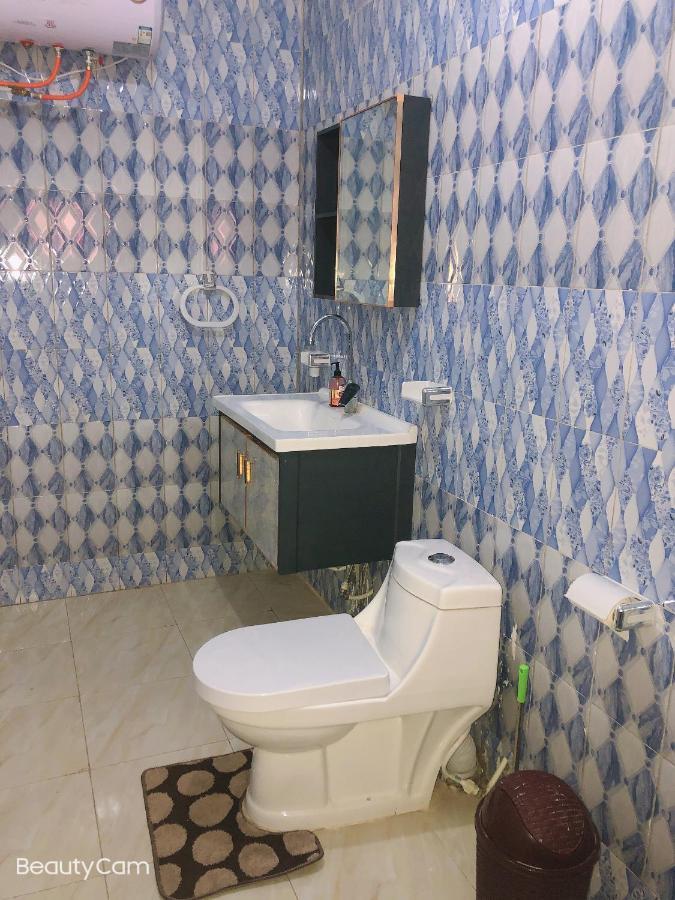 Awamuulamin Manneh Guest House Abuko Extérieur photo