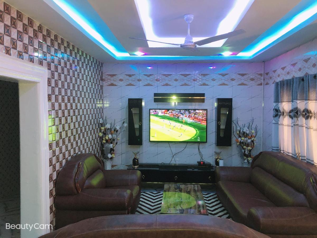 Awamuulamin Manneh Guest House Abuko Extérieur photo
