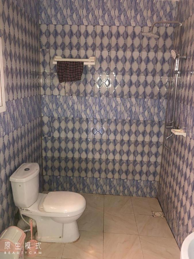 Awamuulamin Manneh Guest House Abuko Extérieur photo