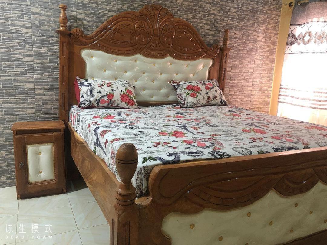 Awamuulamin Manneh Guest House Abuko Extérieur photo